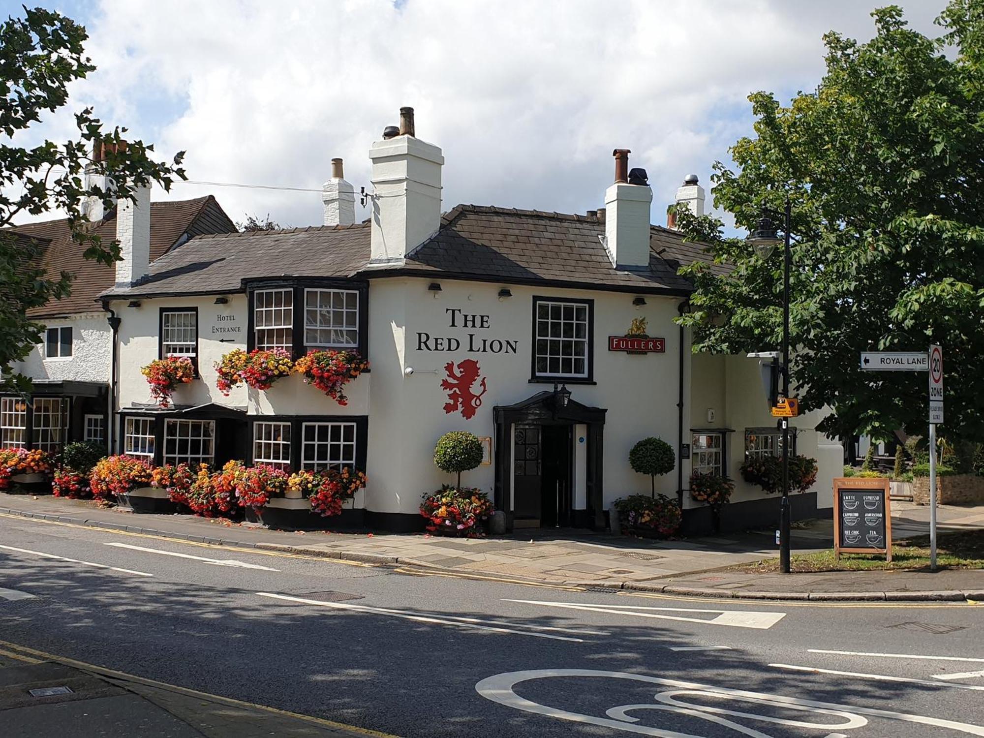 The Red Lion Hotel Hillingdon Exterior foto